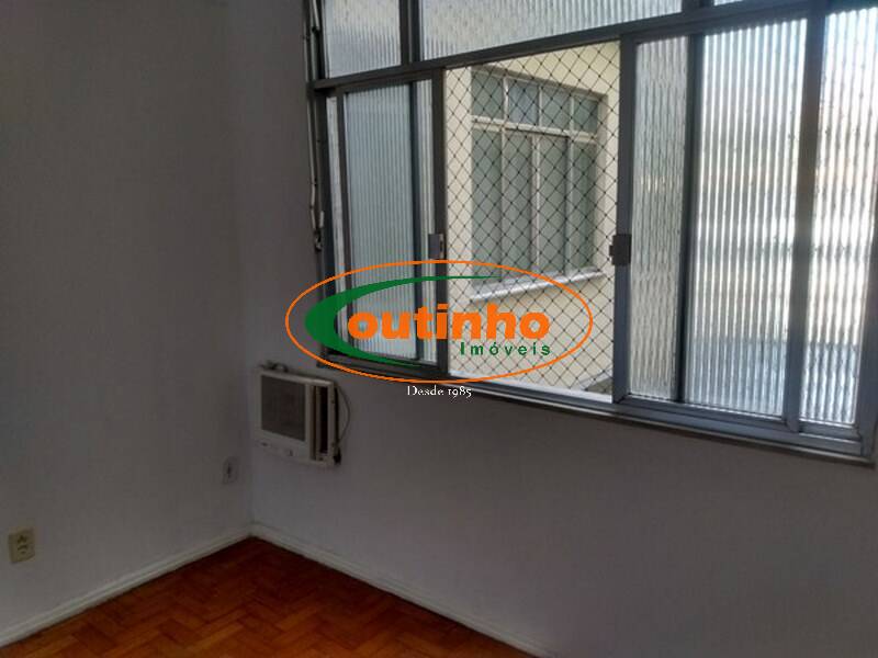 Apartamento à venda com 1 quarto, 40m² - Foto 14