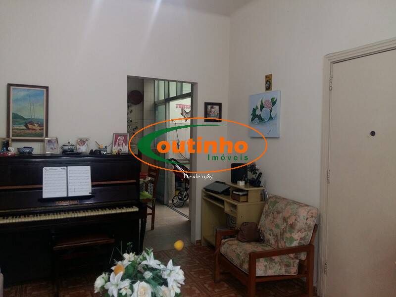 Apartamento à venda com 2 quartos, 83m² - Foto 22