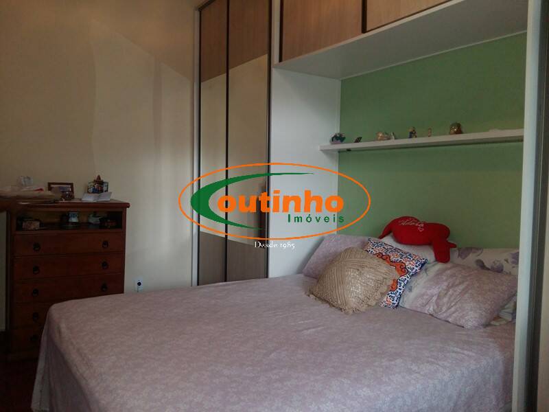 Apartamento à venda com 2 quartos, 83m² - Foto 29