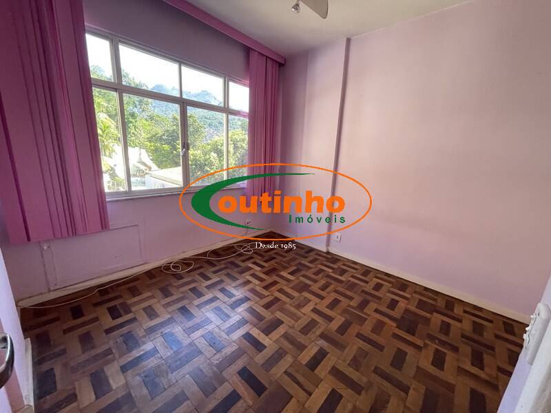 Apartamento à venda com 3 quartos, 100m² - Foto 4