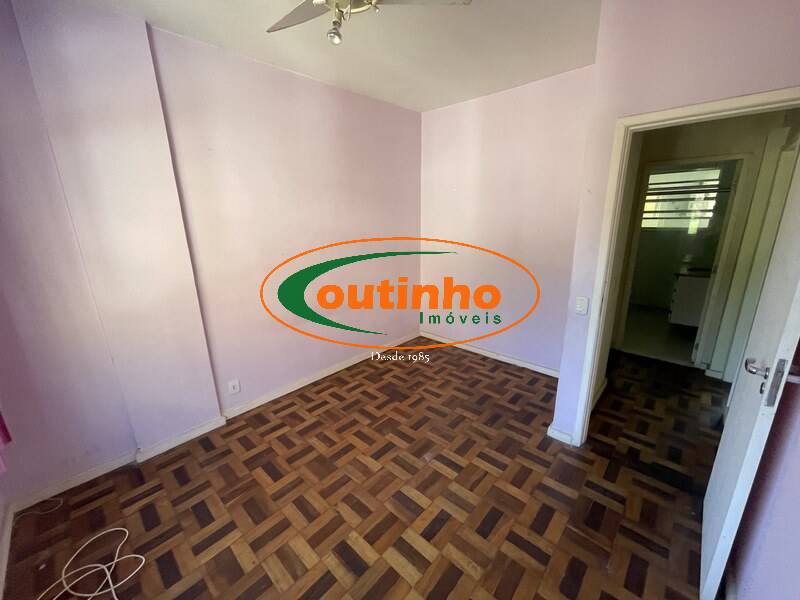 Apartamento à venda com 3 quartos, 100m² - Foto 5