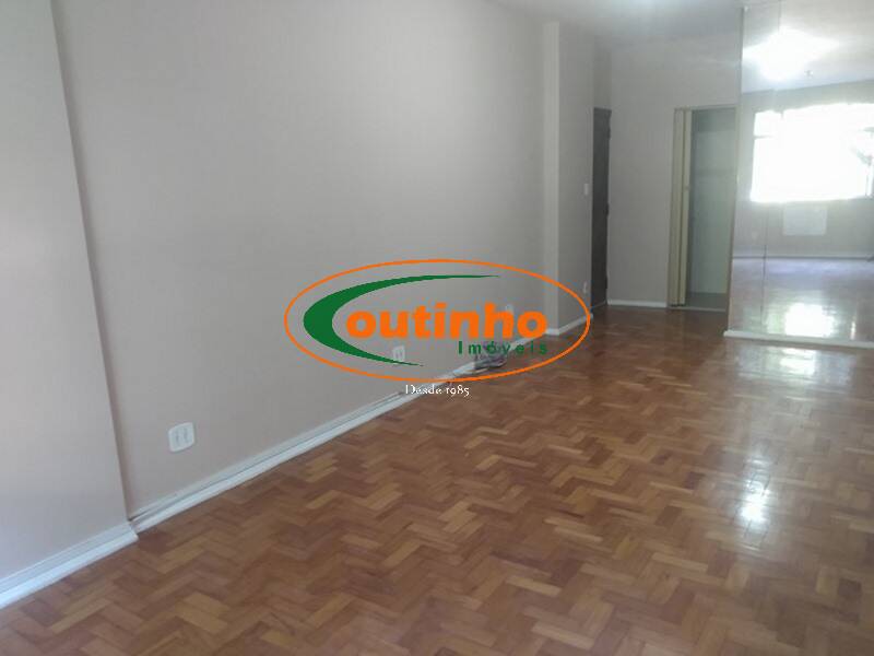 Apartamento à venda com 3 quartos, 96m² - Foto 1