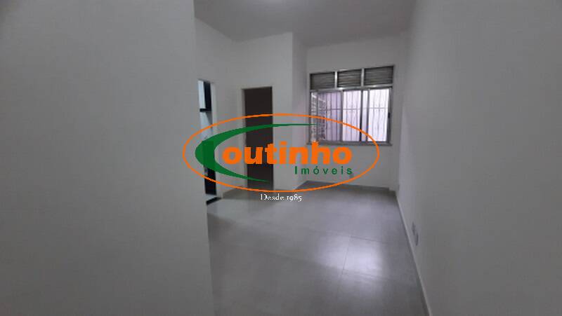 Apartamento à venda com 1 quarto, 48m² - Foto 2