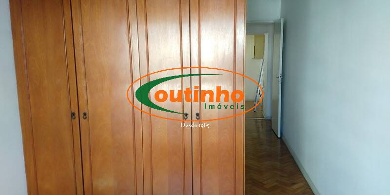 Apartamento à venda com 2 quartos, 70m² - Foto 9