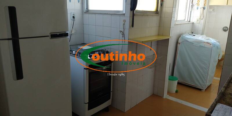 Apartamento à venda com 2 quartos, 70m² - Foto 13