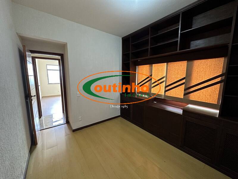 Apartamento à venda com 3 quartos, 102m² - Foto 22