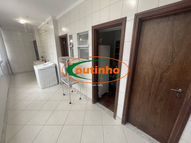 Apartamento à venda com 5 quartos, 320m² - Foto 49