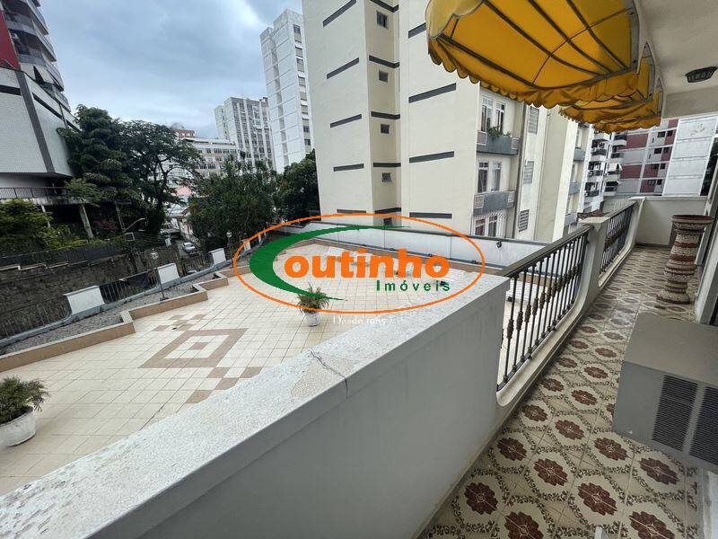 Apartamento à venda com 5 quartos, 320m² - Foto 3