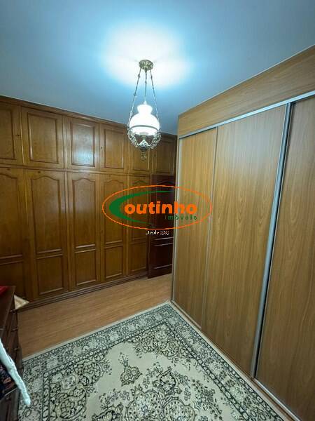 Apartamento à venda com 4 quartos, 210m² - Foto 9