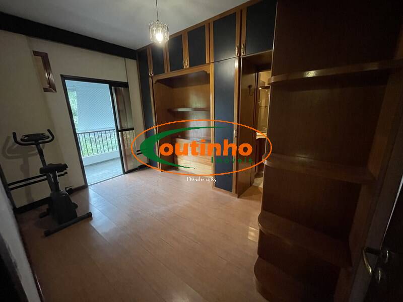 Apartamento à venda com 2 quartos, 100m² - Foto 17