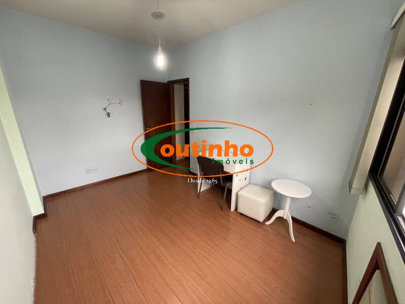 Apartamento à venda com 2 quartos, 100m² - Foto 19