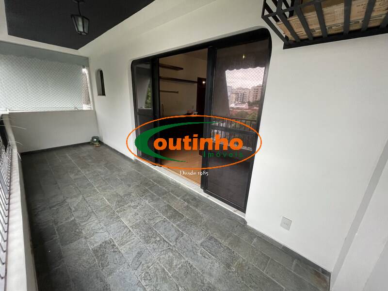 Apartamento à venda com 2 quartos, 100m² - Foto 1