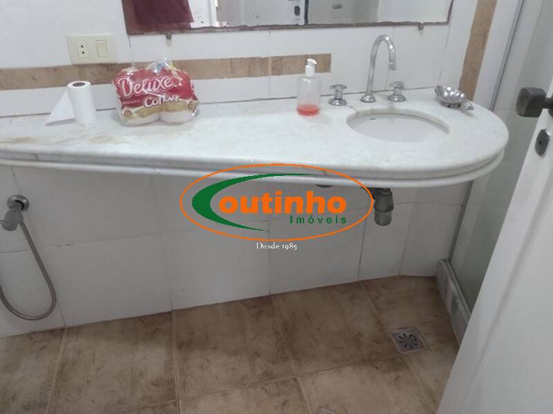 Apartamento à venda com 2 quartos, 90m² - Foto 27