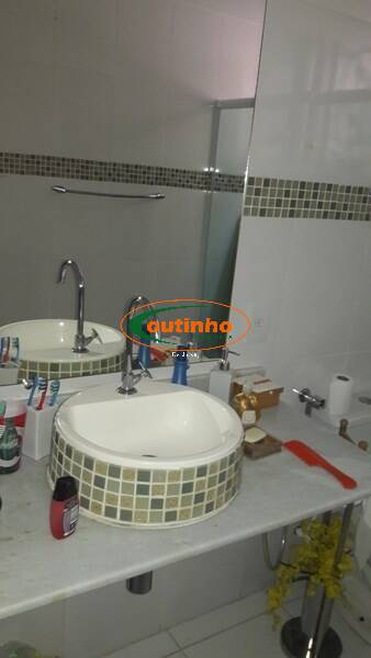 Apartamento à venda com 2 quartos, 84m² - Foto 19