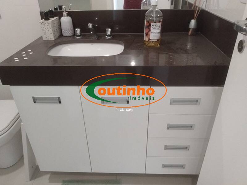 Apartamento à venda com 3 quartos, 130m² - Foto 15