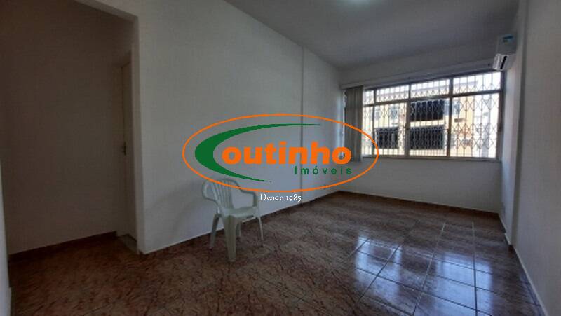 Apartamento à venda com 2 quartos, 60m² - Foto 1