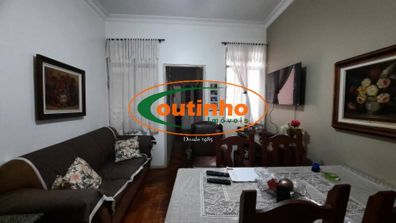 Apartamento à venda com 2 quartos, 64m² - Foto 3