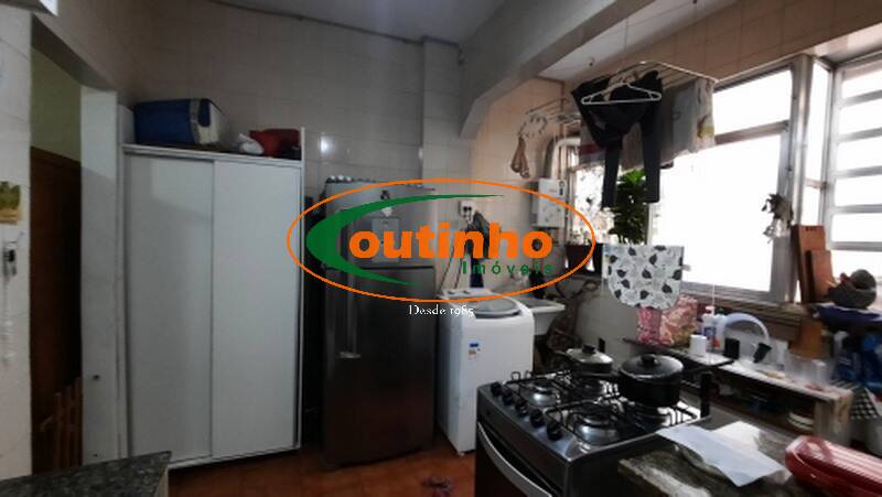 Apartamento à venda com 2 quartos, 64m² - Foto 18