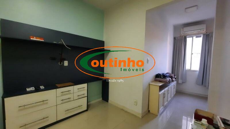 Apartamento à venda com 2 quartos, 70m² - Foto 5