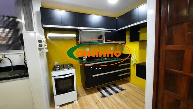 Apartamento à venda com 2 quartos, 70m² - Foto 16