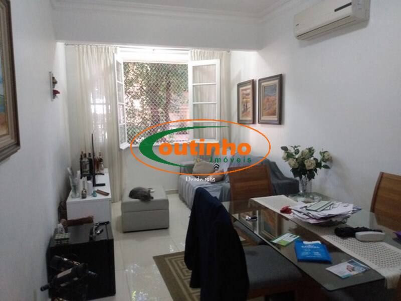 Apartamento à venda com 2 quartos, 74m² - Foto 1