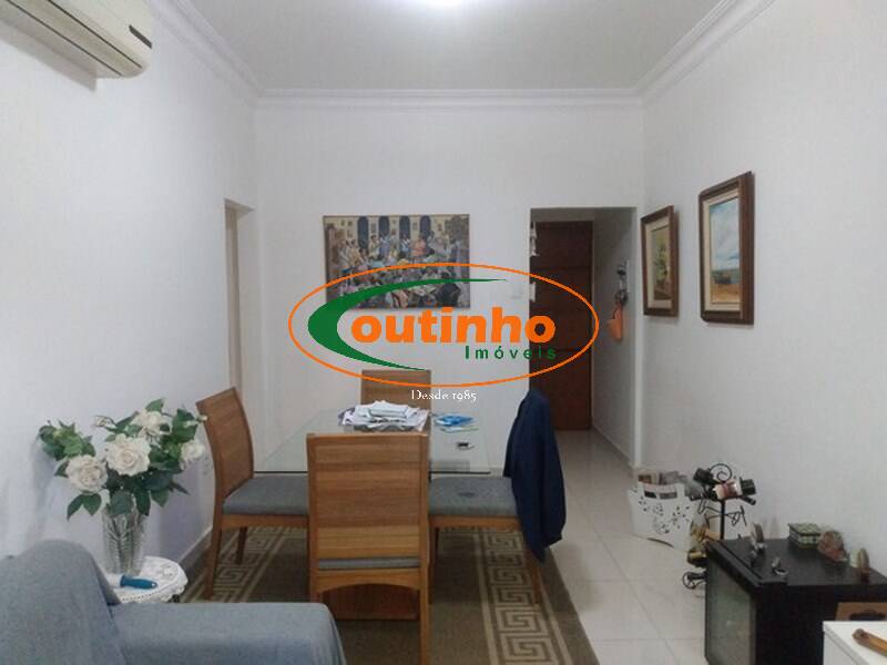 Apartamento à venda com 2 quartos, 74m² - Foto 3