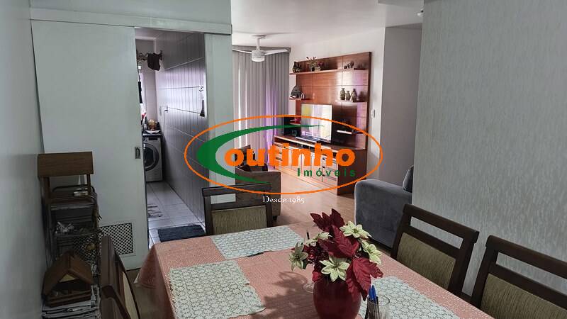 Apartamento à venda com 3 quartos, 90m² - Foto 2