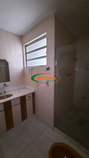 Apartamento à venda com 3 quartos, 180m² - Foto 25