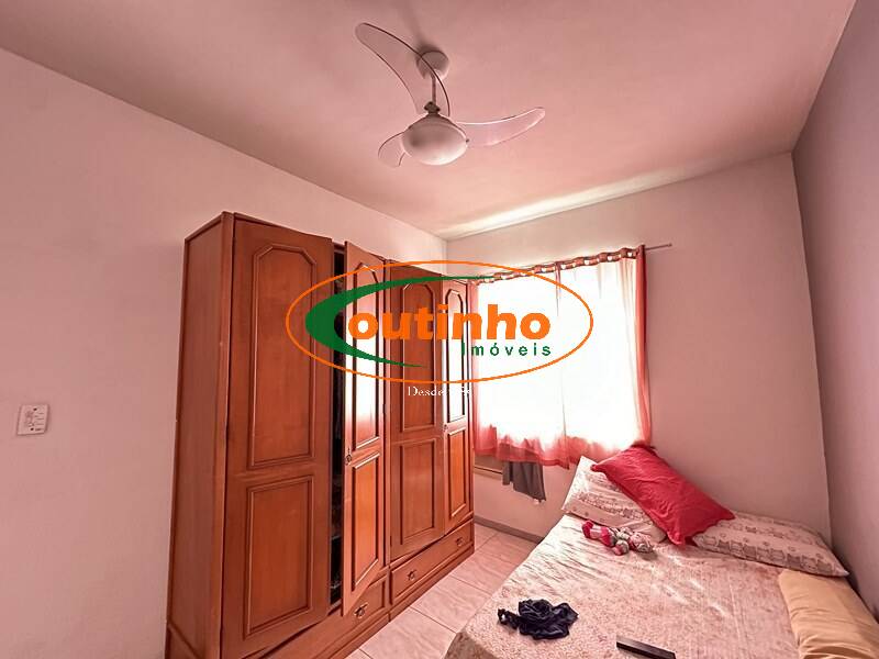 Casa à venda com 4 quartos, 160m² - Foto 14