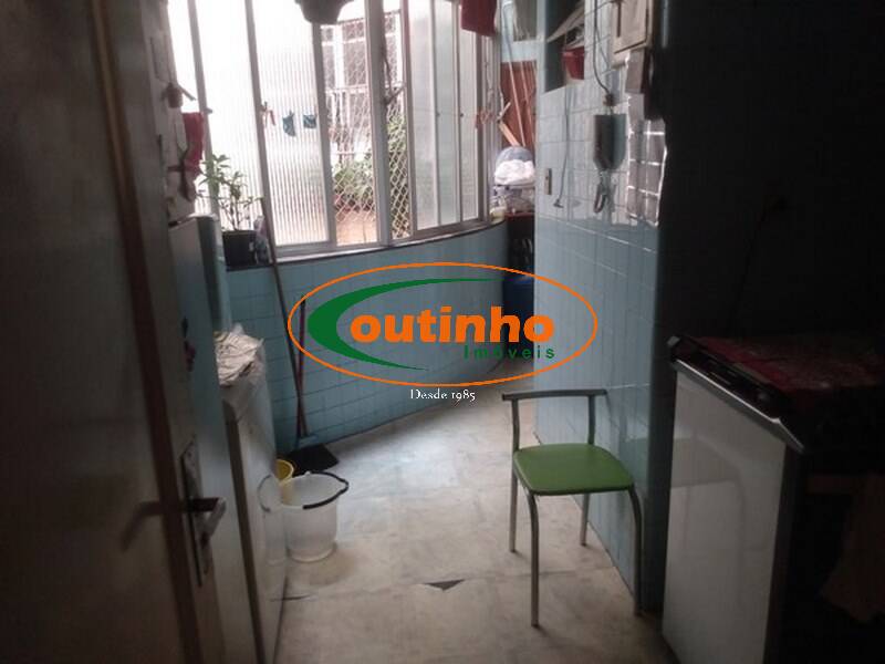 Apartamento à venda com 3 quartos, 120m² - Foto 19