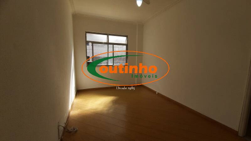 Apartamento à venda com 2 quartos, 63m² - Foto 10