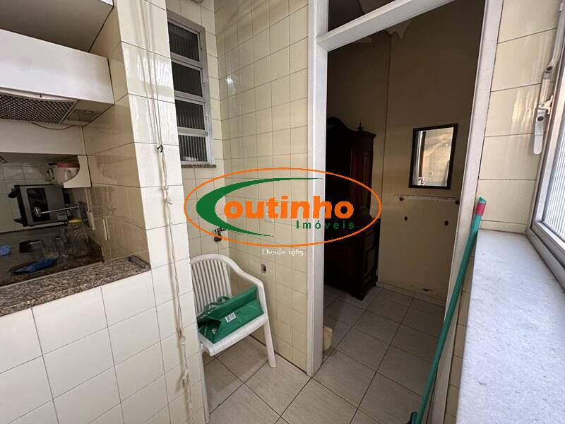 Apartamento à venda com 1 quarto, 60m² - Foto 9