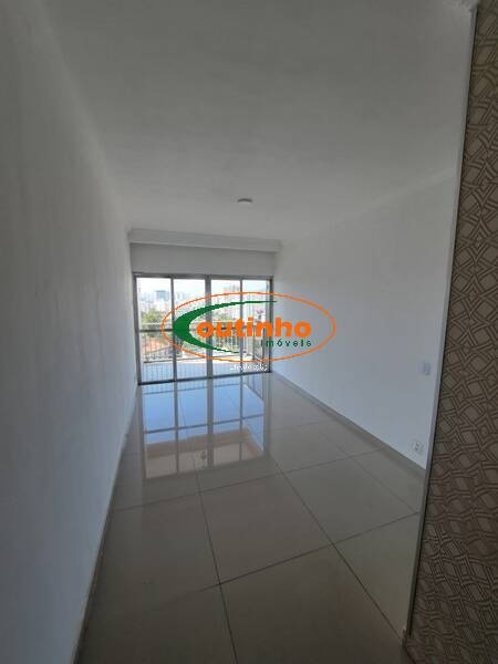 Apartamento à venda com 2 quartos, 80m² - Foto 26