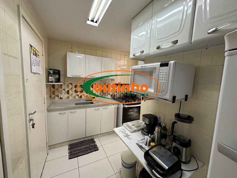 Apartamento à venda com 1 quarto, 70m² - Foto 19