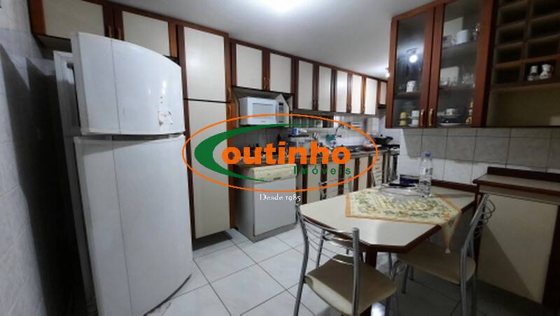 Apartamento à venda com 2 quartos, 104m² - Foto 17