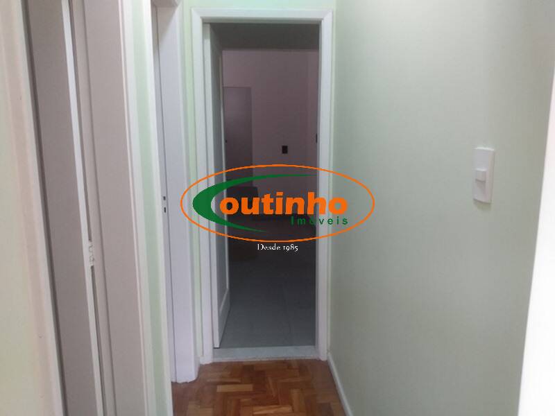 Apartamento à venda com 2 quartos, 70m² - Foto 14