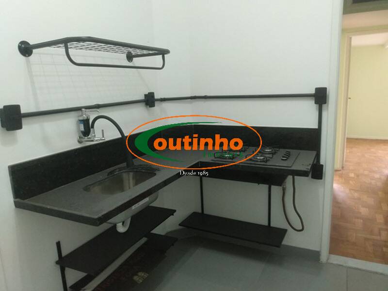 Apartamento à venda com 2 quartos, 70m² - Foto 24