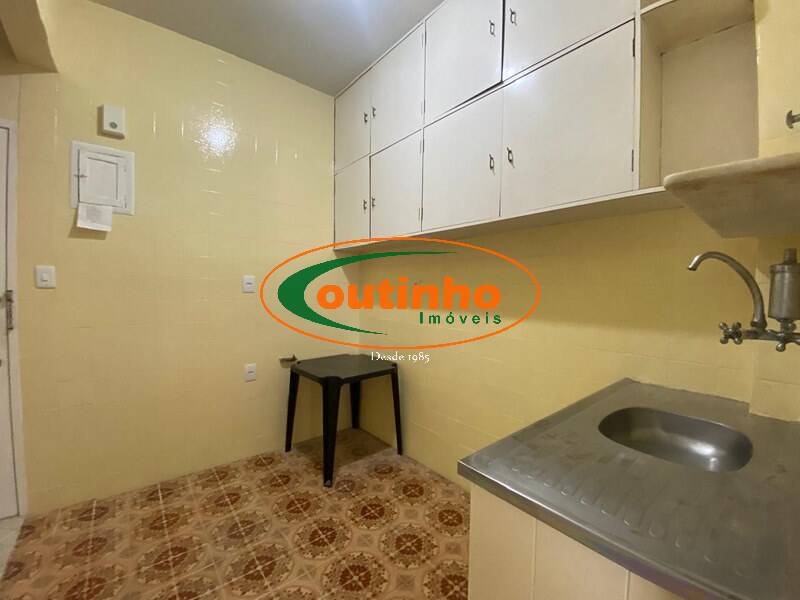 Apartamento à venda com 2 quartos, 52m² - Foto 19