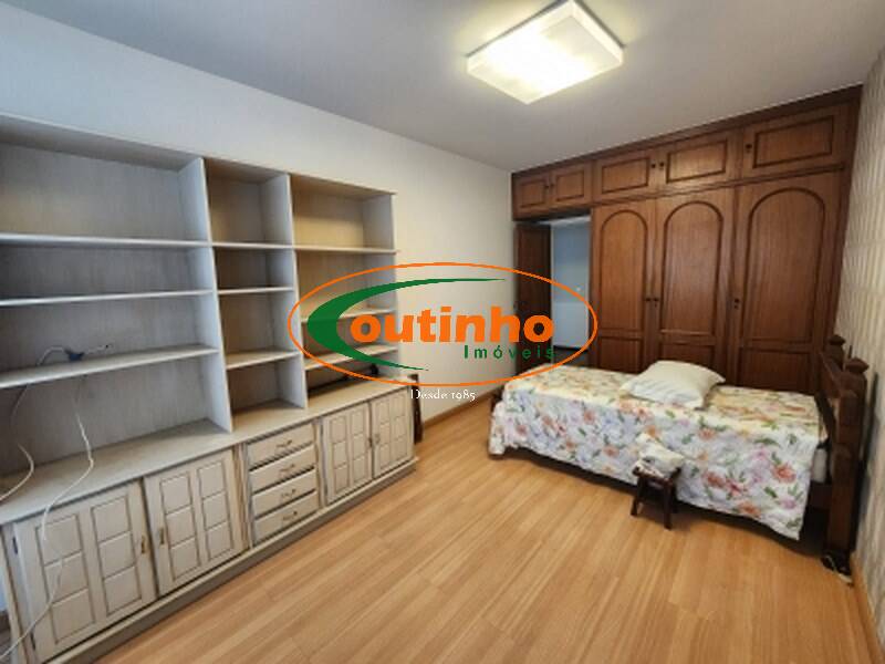 Apartamento à venda com 4 quartos, 150m² - Foto 30