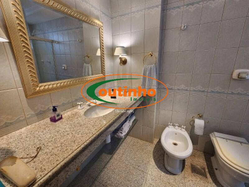 Apartamento à venda com 4 quartos, 150m² - Foto 36