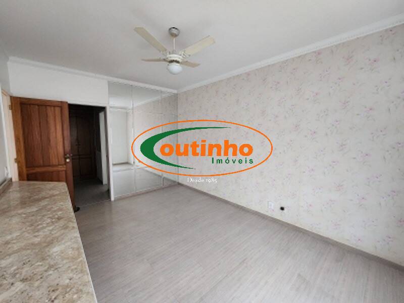 Apartamento à venda com 4 quartos, 150m² - Foto 19