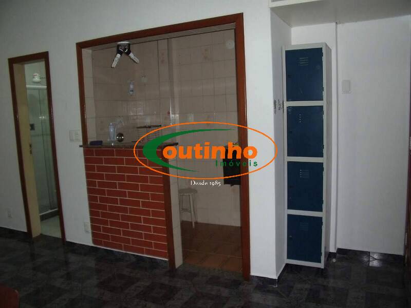 Kitnet e Studio à venda com 1 quarto, 30m² - Foto 1