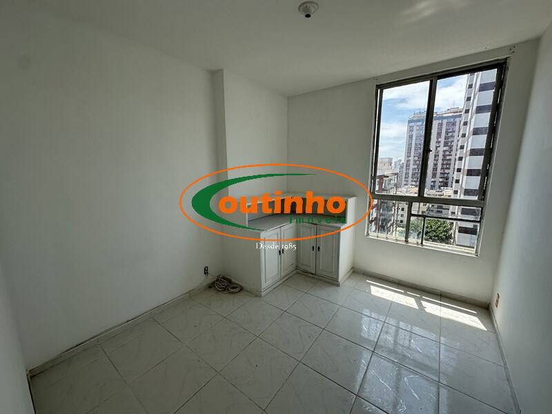 Apartamento à venda com 2 quartos, 72m² - Foto 6