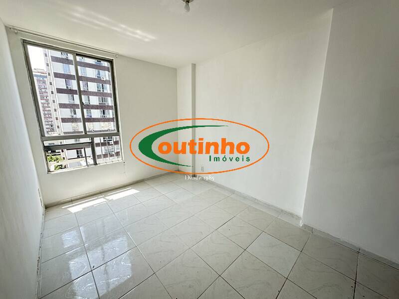 Apartamento à venda com 2 quartos, 72m² - Foto 8