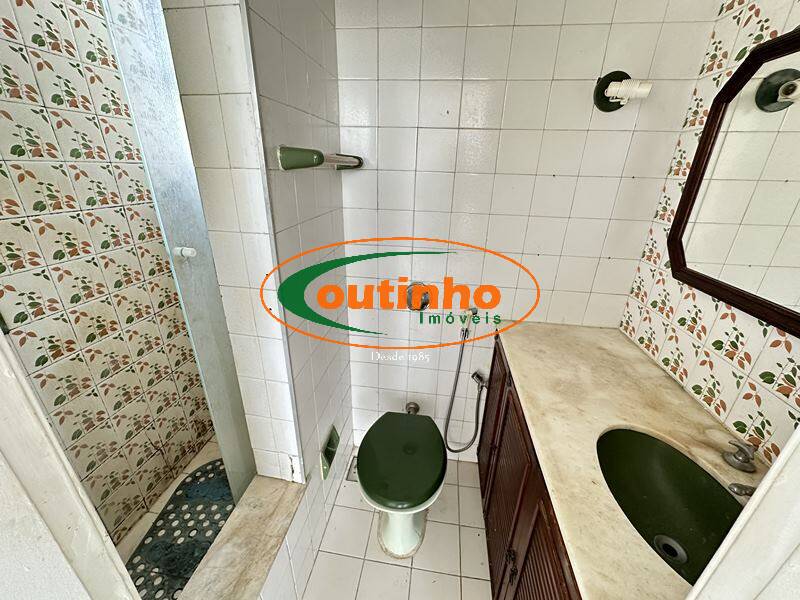 Apartamento à venda com 2 quartos, 72m² - Foto 10