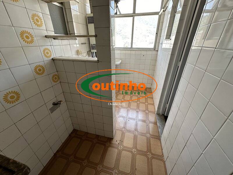 Apartamento à venda com 2 quartos, 72m² - Foto 14