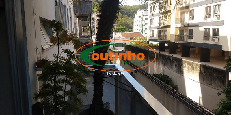 Apartamento à venda com 2 quartos, 94m² - Foto 2