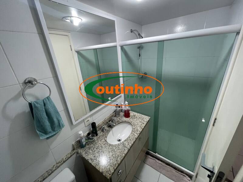 Apartamento à venda com 2 quartos, 62m² - Foto 13