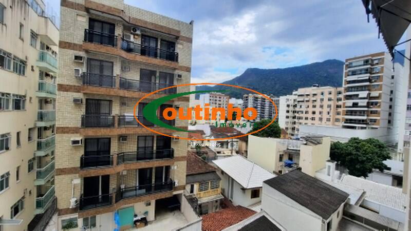 Apartamento à venda com 2 quartos, 92m² - Foto 1