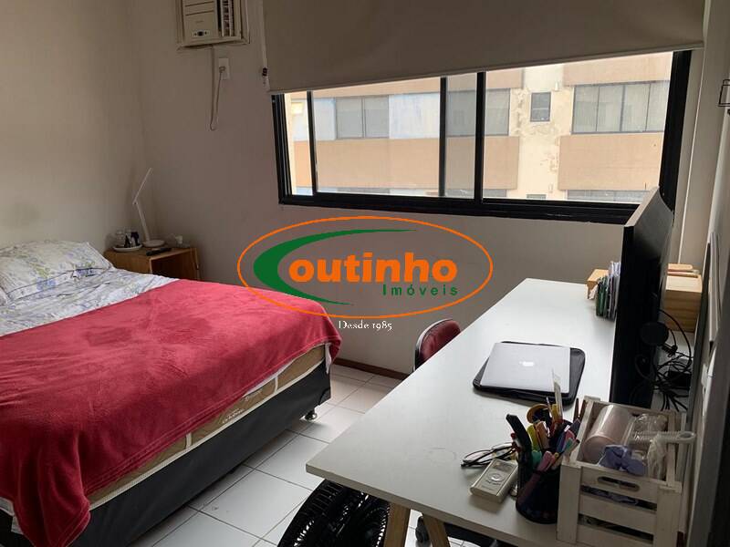 Apartamento à venda com 2 quartos, 64m² - Foto 8